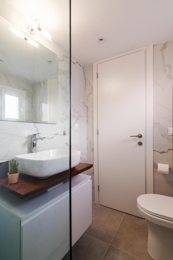 Stunning 2-Bedrooms Apartment In The Heart Of Aten Exteriör bild